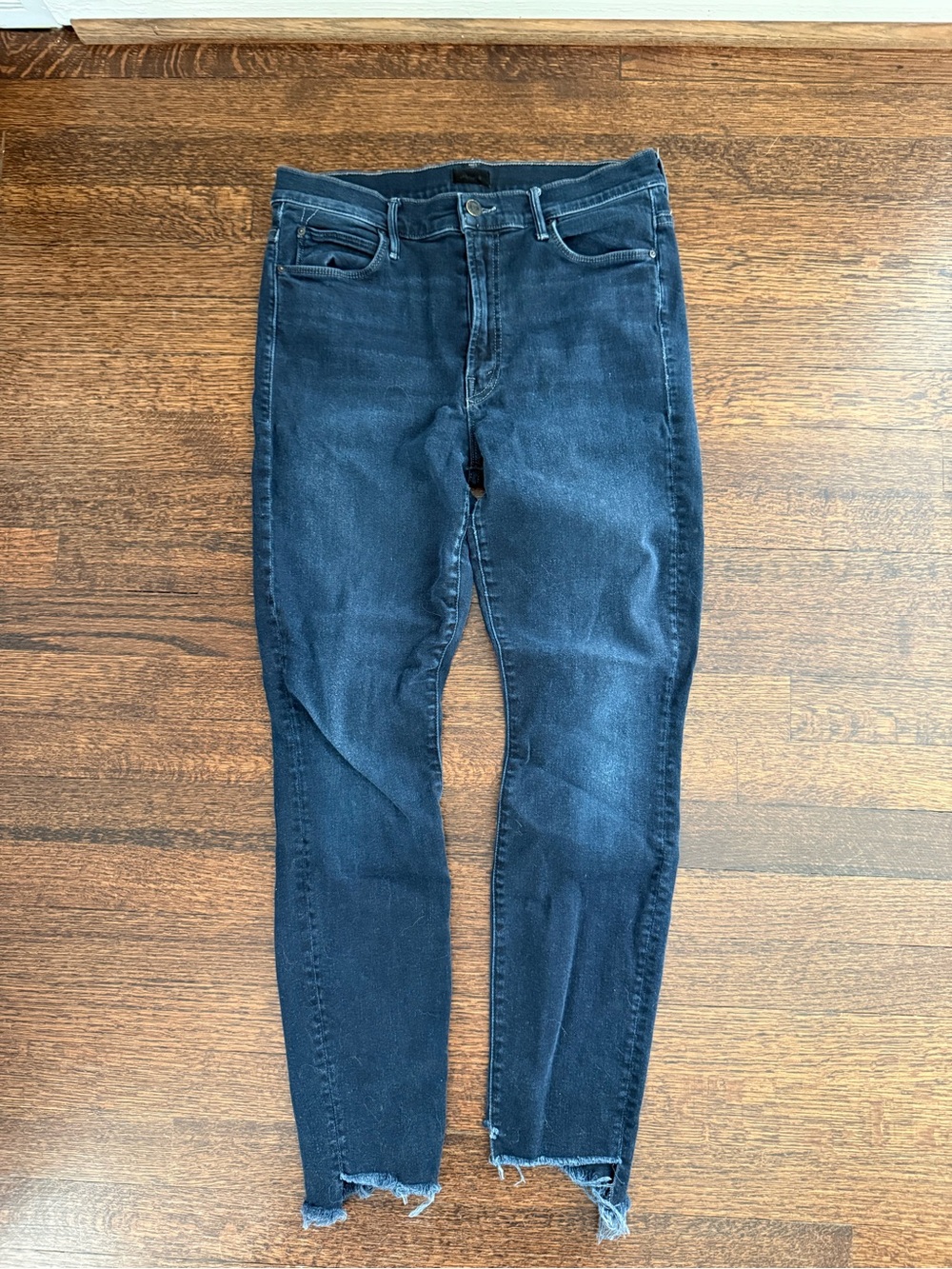 MOTHER High Rise Skinny Jeans in Dark Indigo Blue